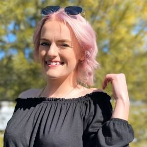 Meet your Posher, Ashley